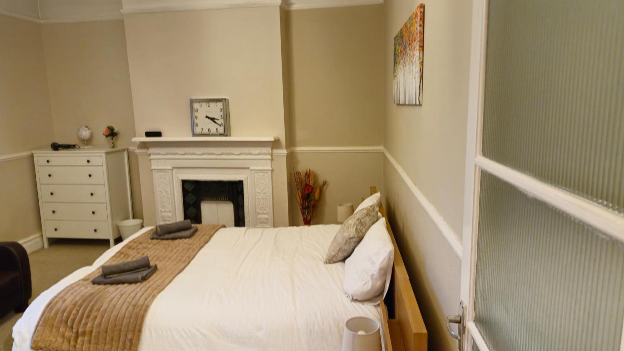 Charming Flat In Wimbledon Apartment Лондон Екстериор снимка