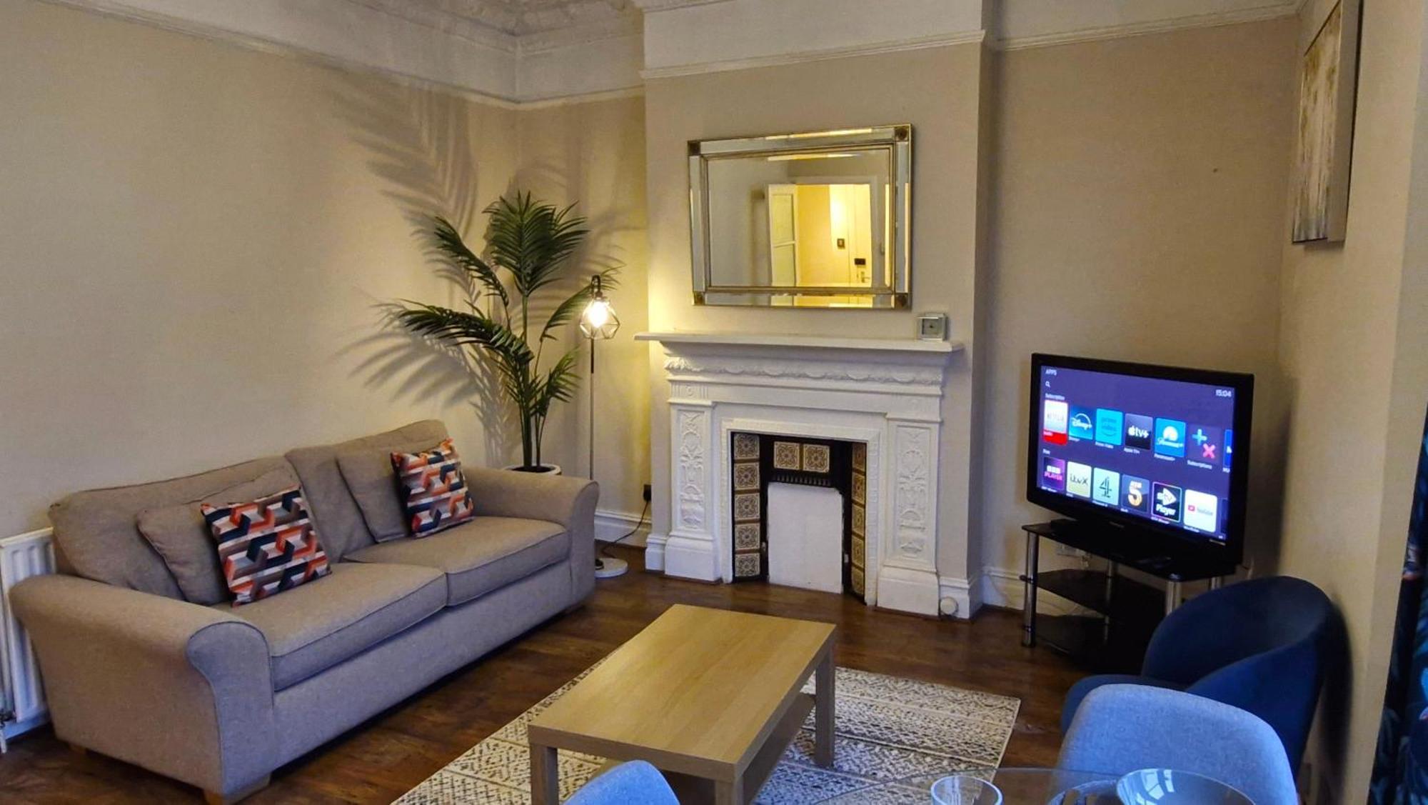 Charming Flat In Wimbledon Apartment Лондон Екстериор снимка