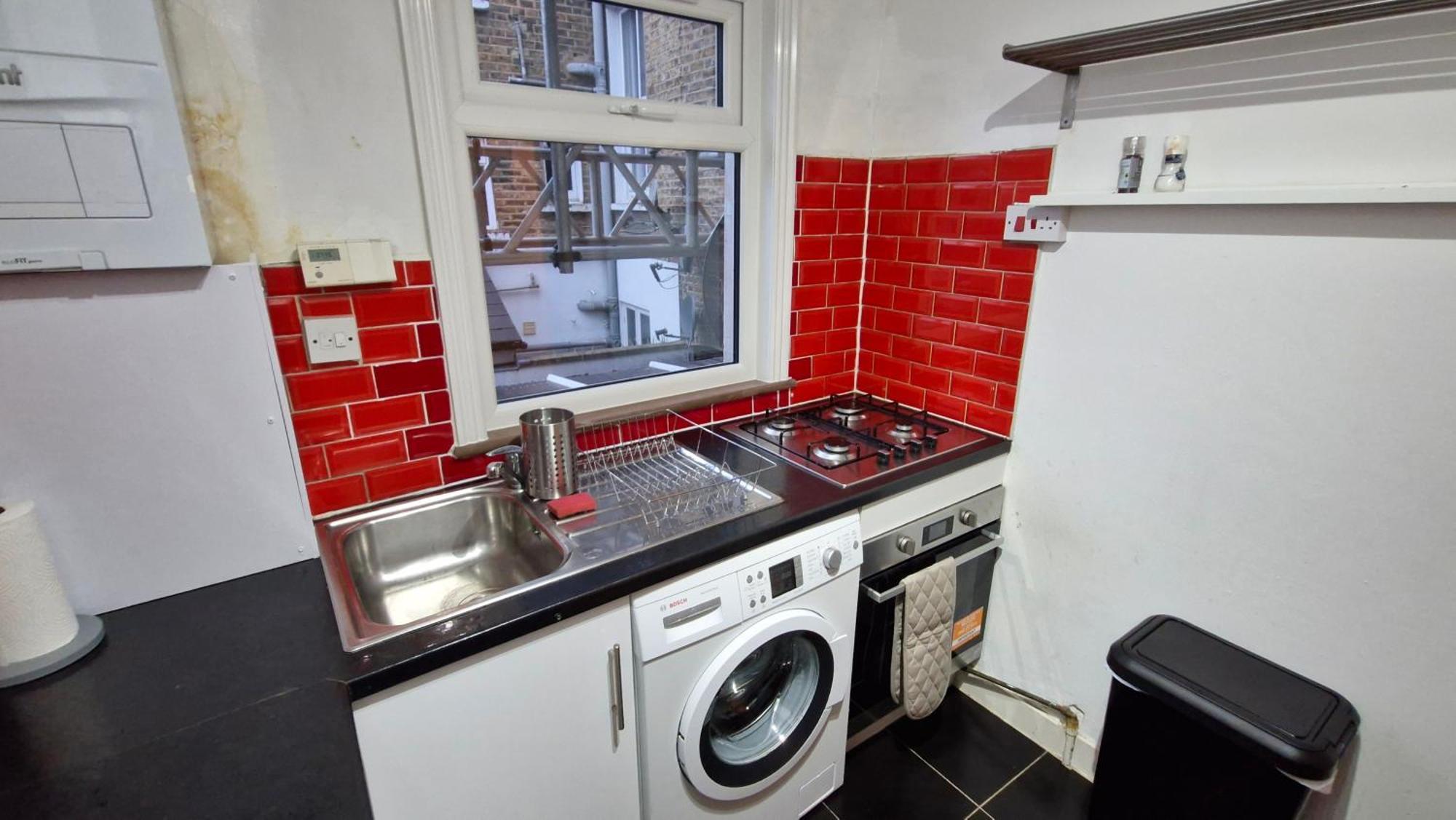 Charming Flat In Wimbledon Apartment Лондон Екстериор снимка